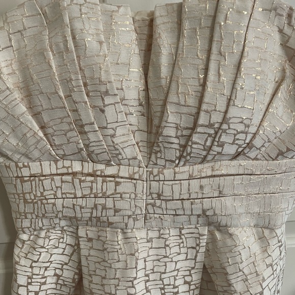 Max and Cleo Joyce Mini Dress Gold Metallic Cream/Champagne Strapless Dress SZ 6 - Picture 4 of 10